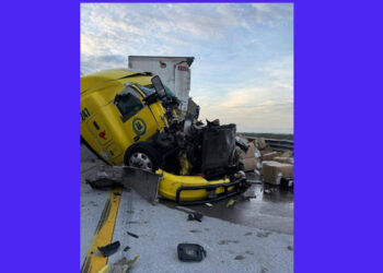 CHOQUE DE TRAILERS DEJA UN MUERTO EN CARRETERA DE LIBRAMIENTO