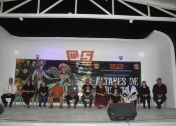 El COBACH Puerto Peñasco celebra 31 años preservando la tradición del Día de Muertos