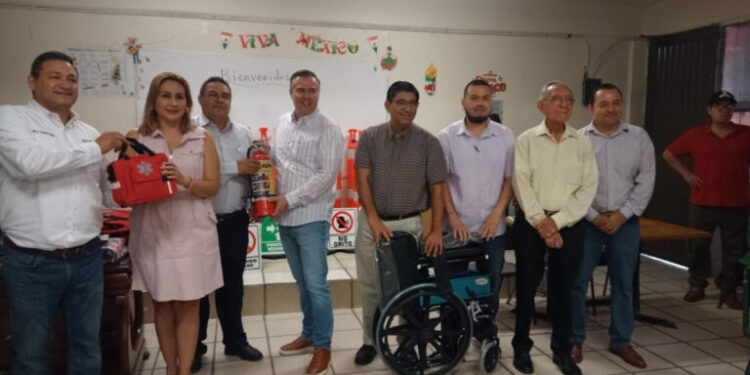 Fortalecen capacitación sobre Protección Civil en escuelas de nivel básico