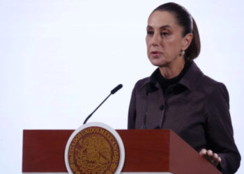 Presidenta buscará acuerdo con Trump tras imposición de aranceles a vehículos pesados