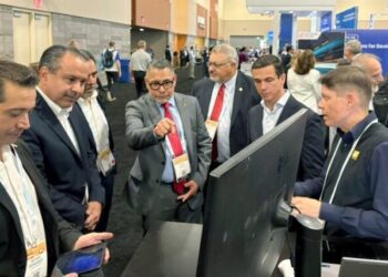 Proyecta Toño Astiazarán Hermosillo en SEMICON West, evento internacional de la industria de semiconductores