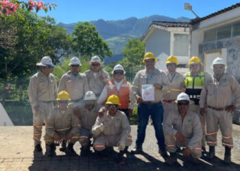 CFE restablece al 100% suministro eléctrico a los usuarios de la región oriente de México