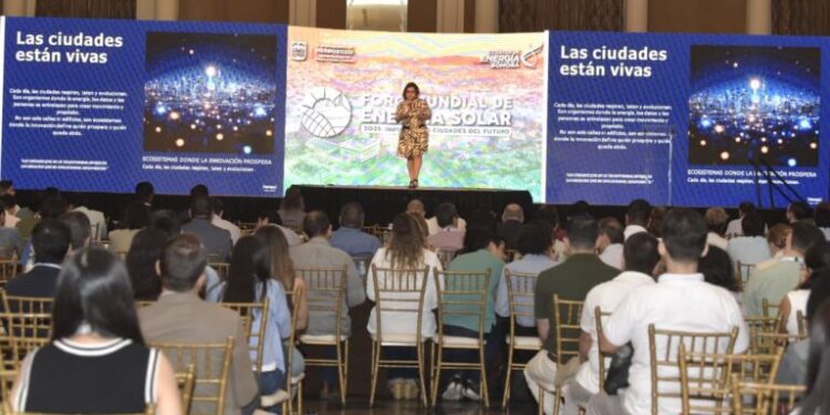 Destacan en el Foro Mundial de Energía Solar 2025 potencial de Sonora para la producción competitiva de hidrógeno verde