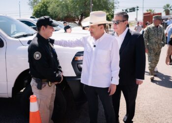 Con entrega de equipamiento y estímulos a personal de la Fiscalía de Sonora, Gobernador Durazo reconoce resultados en reducción delictiva