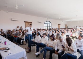 Gobierno de Sonora informa a pobladores de Ures acciones del Plan de la Región del Río Sonora