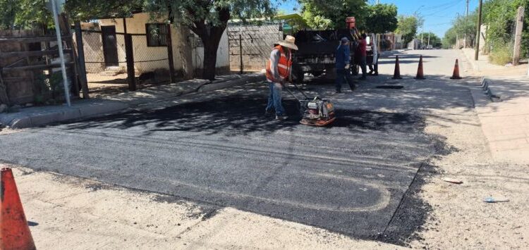 Intensifica Ayuntamiento de Hermosillo el mantenimiento de vialidades principales
