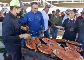 Celebra Toño Astiazarán éxito de la Muestra Gastronómica del Kino Fest 2025