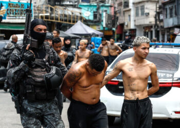 Megaoperación policial en favela de Río de Janeiro deja 119 fallecidos