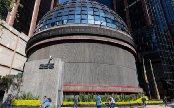 El peso abre con apreciación; cotiza en 18.36 por dólar