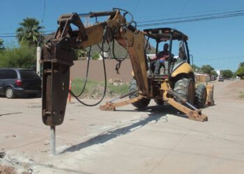 Inicia Ayuntamiento de Guaymas obra de pavimentación en colonia San Vicente