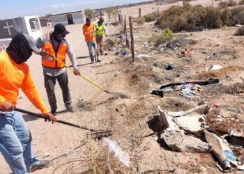 Más de 240 toneladas de basura y escombro recolectan en Peñasco