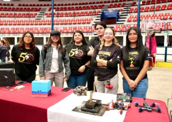 Más de 7000 Estudiantes Asisten al Programa Decídete Nogales 2025