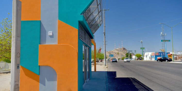 Ofrecen paradas de transporte del Gobierno de Hermosillo seguridad y seguimiento de rutas