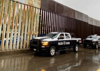 División de Operaciones Fronterizas de la PESP asegura arma de fuego en operativo en SLRC