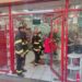 Sistema de energía provoca la intoxicación de al menos cuatro personas en una tienda Waldo’s, de Veracruz.
