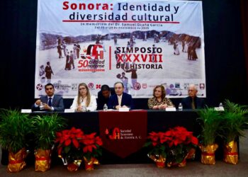 Gobernador Durazo anuncia restauración de Casa Uruchurtu en celebración por el 50 aniversario de Sociedad Sonorense de Historia