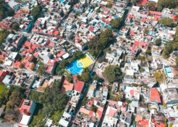 Copa 2026: rehabilitan canchas de futbol en barrios y comunidades