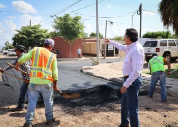 SUPERVISA JAVIER LAMARQUE TRABAJOS DE REHABILITACIÓN VIAL EN EL SECTOR ORIENTE DE CAJEME