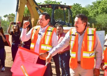 Da banderazo Javier Lamarque a nuevas instalaciones del SNTE 54 en Cajeme