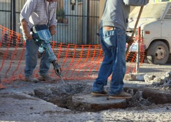 Inician trabajos de bacheo que beneficiarán a 21 colonias de Nogales