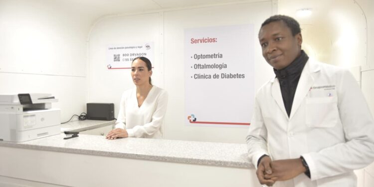 Benefician Ayuntamiento de Hermosillo y Fundación Grupo México a 30 personas con cirugías de cataratas gratuitas