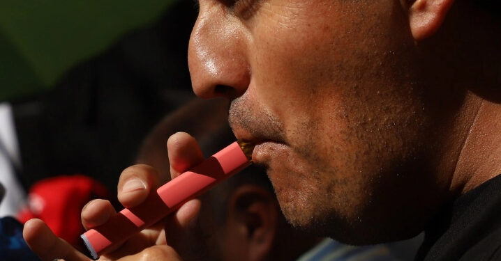 Diputados alistan ley para la prohibición total de vapeadores en México