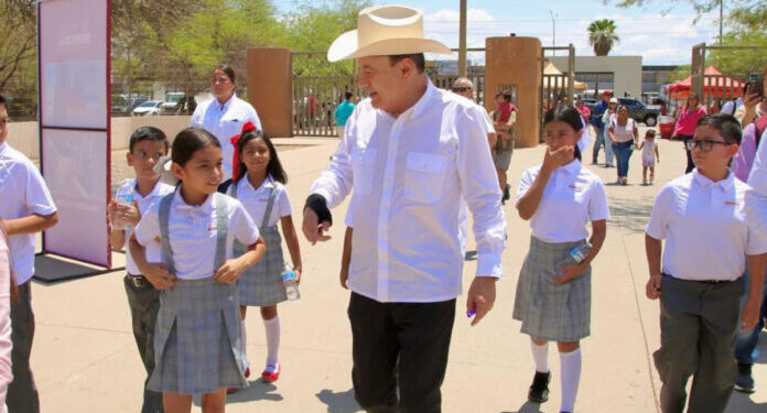 Gobernador Durazo incrementa a mil millones el presupuesto de Becas Sonora para 2026