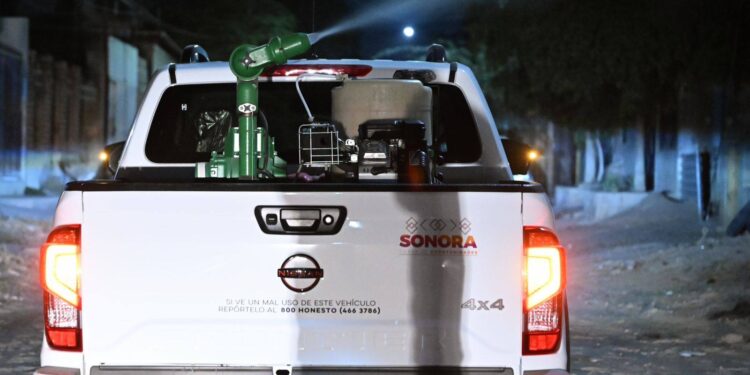 Secretaria de Salud continúa con acciones intensas de fumigación para el combate del mosco transmisor den dengue