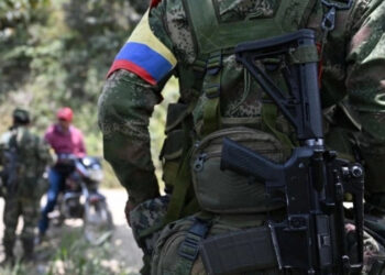 Colombia: sentencian 28 años de prisión a hermano de Álvaro Uribe por crear grupos paramilitares