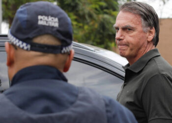 Brasil: detienen al expresidente Jair Bolsonaro por riesgo de fuga de prisión domiciliaria