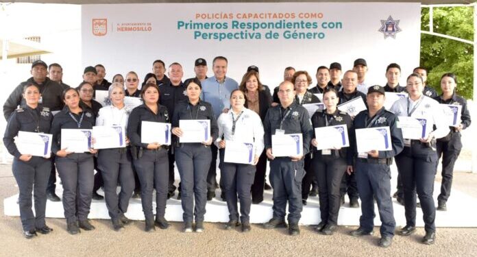 Impulsa Toño Astiazarán capacitación a policías en perspectiva de género