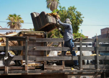Salud Sonora fumiga más de 154 mil hectáreas contra el dengue en 283