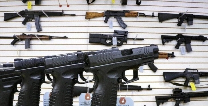 Venta de armas de las principales armadoras del mundo alcanza 679 mil mdd durante 2024; nivel récord