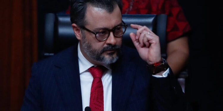 CFE prevé dotar de electricidad al 99.99% de la población de México en 2028