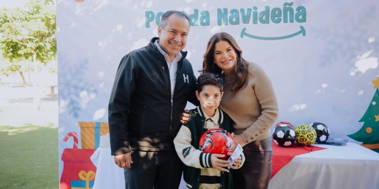 Reconocen Toño Astiazarán y Patty Ruibal campaña sobre cuidado de agua «Misión H20» del Cabildo Infantil