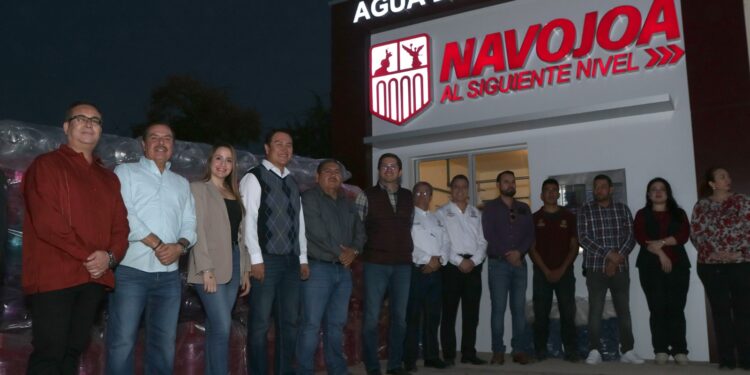 INAUGURA ELÍAS RETES EN ETCHOHUAQUILA PRIMERA PURIFICADORA DE AGUA DEL BIENESTAR