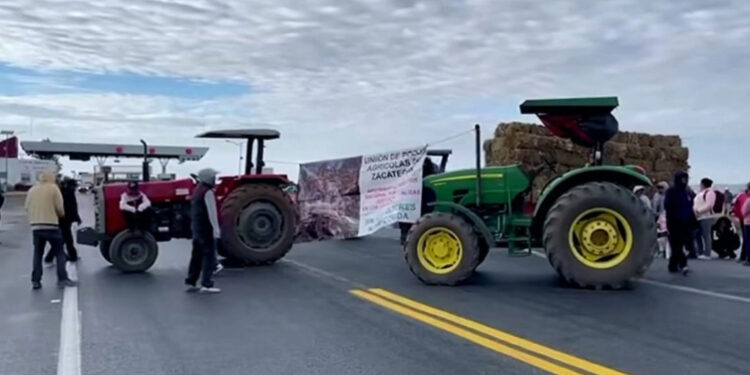 Colapsan las carreteras de Zacatecas por Ley de Aguas Nacionales