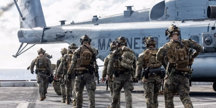 Acusa EU a Venezuela e Irán de proveerse «armas mortales»