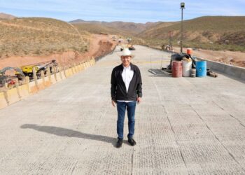 Conectividad y bienestar para la sierra; Gobernador Durazo supervisa avance del 80% de la carretera Bavispe- Nuevo Casas Grandes