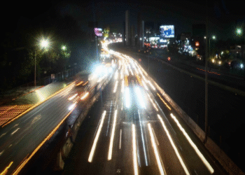 Pese a pago millonario en Edomex, empresa no repara carreteras