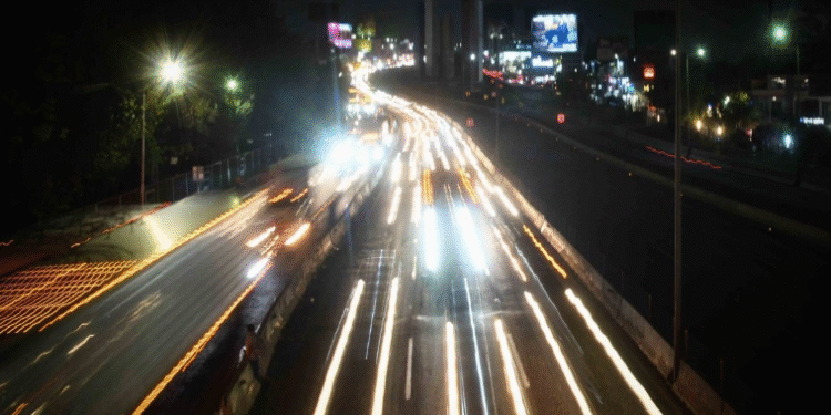 Pese a pago millonario en Edomex, empresa no repara carreteras