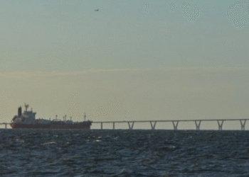Buques petroleros rompen cerco y llegan a Venezuela
