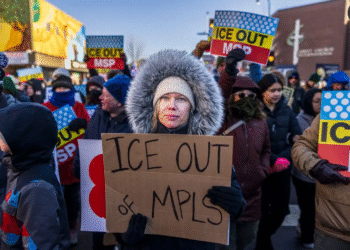 El ICE contrata cazarrecompensas privados para localizar migrantes