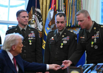 Clasifica Trump al fentanilo como arma de destrucción masiva