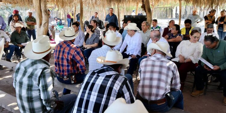 Evalúan Gobernador y titulares de INPI y SADER Plan de Justicia Yaqui: