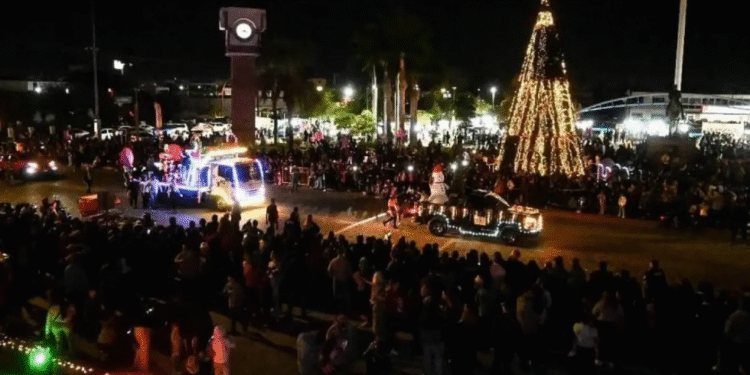 INVITA JAVIER LAMARQUE A FAMILIAS DE CAJEME AL ENCENDIDO DEL ÁRBOL NAVIDEÑO Y ESPECTÁCULO DE NAVIDAD 2025