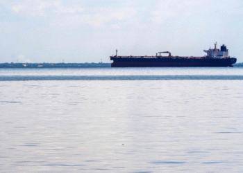 Intercepta EU otro petrolero frente a costas venezolanas