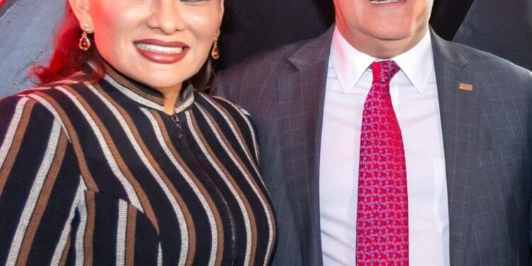 Reconoce senadora Lorenia Valles gestión de Francisco Cervantes en CCE