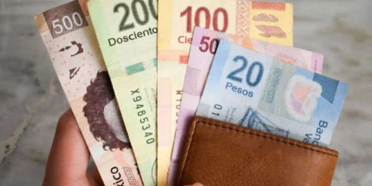 Acuerdan 13% más al salario mínimo; será de 315.04 al día