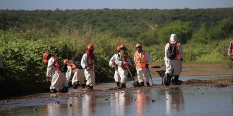 Inician indemnizaciones y plan de rescate integral para el Río Sonora tras acuerdo con Grupo México
